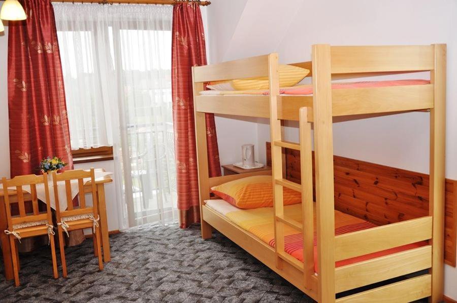 Jantar Hotel Ostrowo  Ngoại thất bức ảnh
